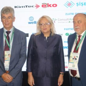 Gradonačelnik Brčko distrikta prim. dr. Zijad Nišić, predsjednica FBiH Lidija Bradara i predsjednik organizacionog odbora konferencije dr. sci. Tomislav Lukić