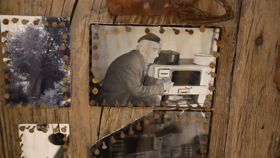 Otvorena izložba umjetničkih djela bh. likovnog umjetnika i grafičara Halila Tikveše